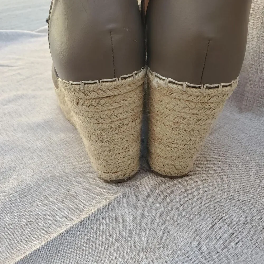 Steve-madden Women's Brown and Tan Sandals